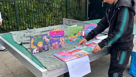 Boekenmarkt op de Familieschool! 📚✨