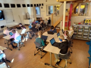 c8bffd83-c70e-4261-84ff-d3fb34dc8fcb