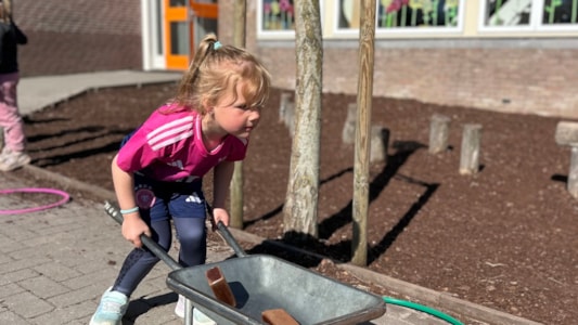 Sportdag bij de groepen 1 t/m 3! ⚽🎾🏀🏃🏻♀️🤸🏻♂️