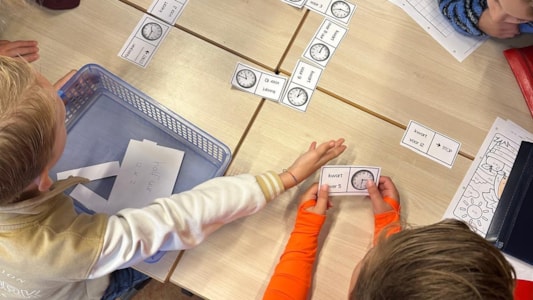 Spelend leren in groep 4 β±οΈπ²π€©